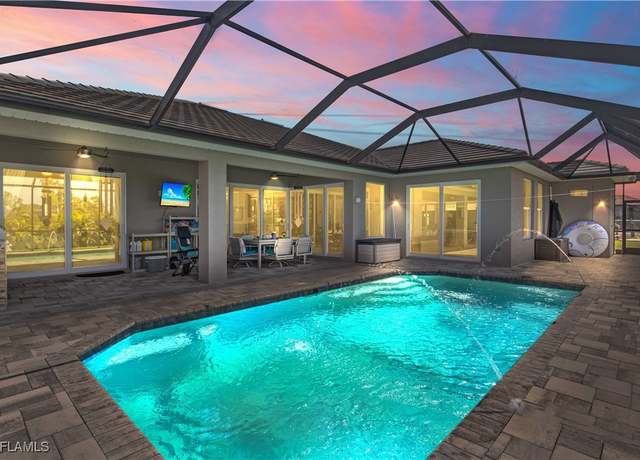 Property at 302 SW 31st Ter, Cape Coral, FL 33914, 3 beds, 2.5 baths