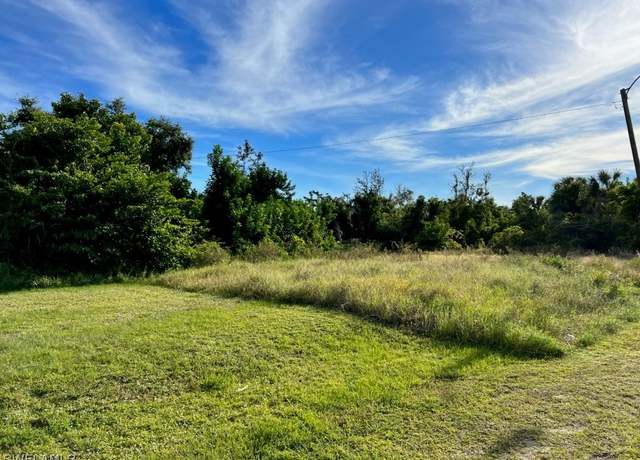 Property at 633 Cape Ter NW, Port Charlotte, FL 33952