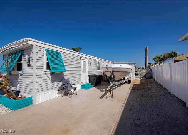 Property at 3842 Cherry Ln, St. James City, FL 33956, 3 beds, 2 baths