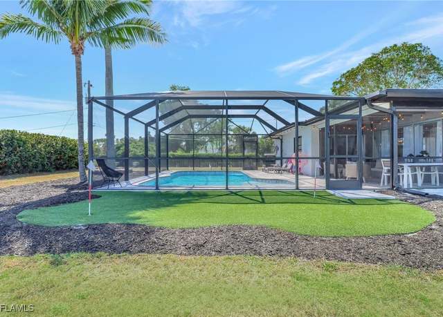 Property at 928 SE 30th Ln, Cape Coral, FL 33904, 2 beds, 2 baths