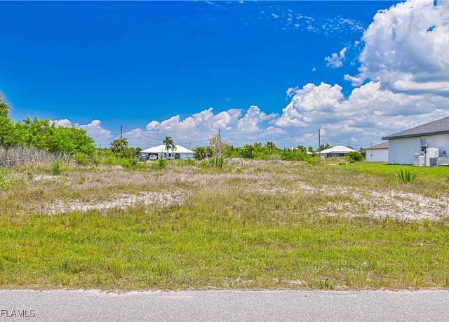 Property at 1206 NE 9th Ave, Cape Coral, FL 33909