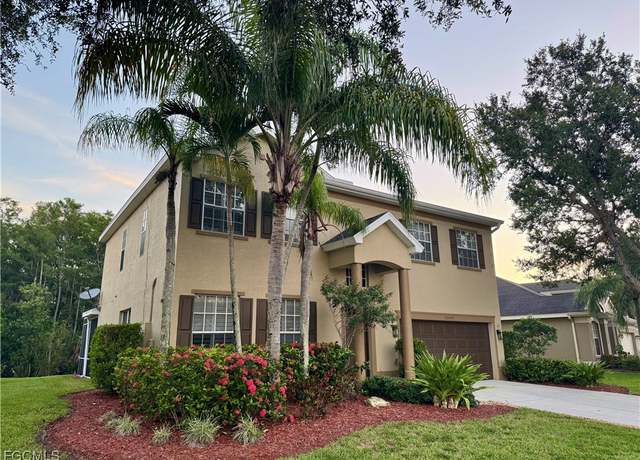 Property at 22890 Forest Ridge Dr, Estero, FL 33928, 4 beds, 2.5 baths