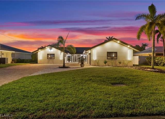 Property at 3403 SE 22nd Pl, Cape Coral, FL 33904, 4 beds, 4 baths