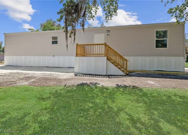 Property at 7728 Breeze Dr, North Fort Myers, FL 33917, 3 beds, 2 baths