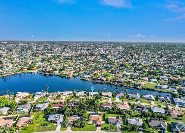Property at 333 SE 33rd Ter, Cape Coral, FL 33904, 3 beds, 2 baths