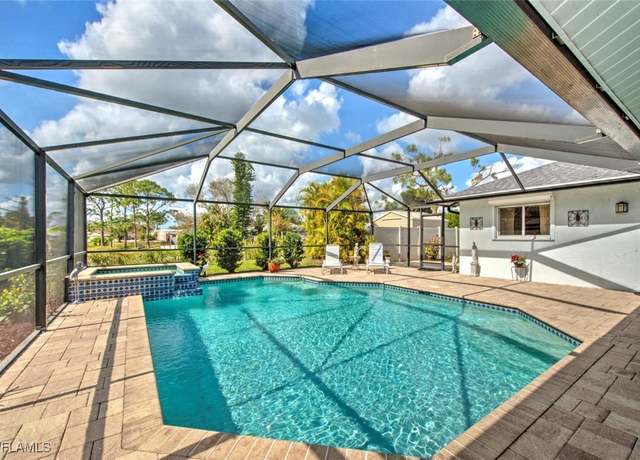 Property at 18137 Sandy Pines Cir, North Fort Myers, FL 33917, 3 beds, 2 baths