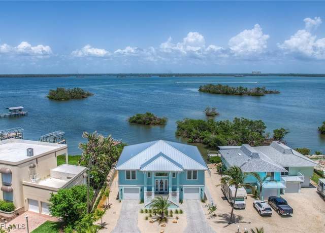 Property at 21521 Widgeon Ter, Fort Myers Beach, FL 33931, 3 beds, 3 baths