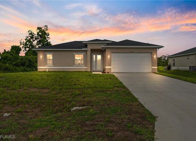 Property at 3109 11th St W, Lehigh Acres, FL 33971, 3 beds, 2.5 baths