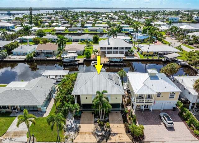 Property at 2761 Geary St, Matlacha, FL 33993, 2 beds, 2 baths