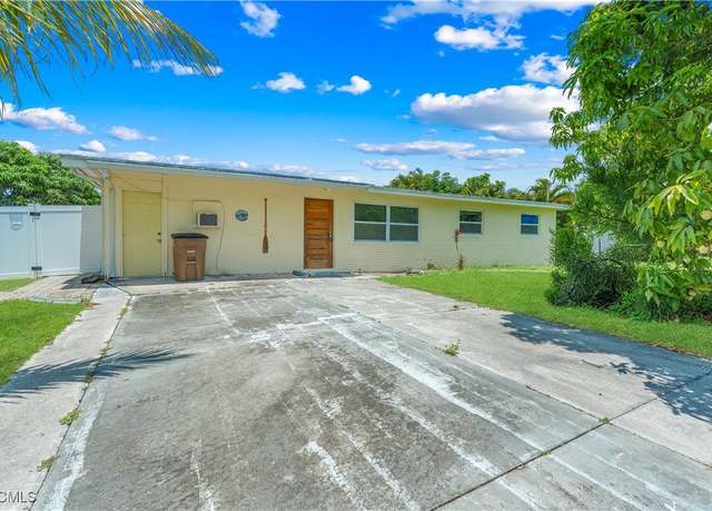 Property at 127 Schneider Dr, Fort Myers, FL 33905, 3 beds, 2 baths