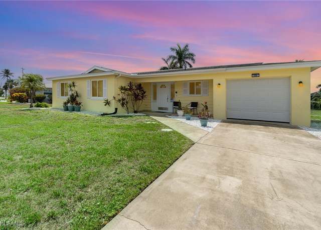 Property at 1751 Lakeview Blvd, North Fort Myers, FL 33903, 3 beds, 2 baths