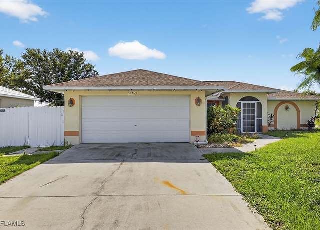 Property at 2521 NE 1st Pl, Cape Coral, FL 33909, 3 beds, 2 baths