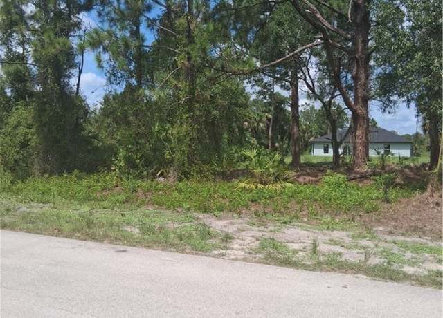 Property at 756 Bianca Ave, Lee, FL 33974