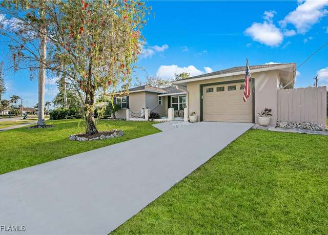 Property at 498 Echo Cir, Marco Island, FL 34145, 3 beds, 2 baths
