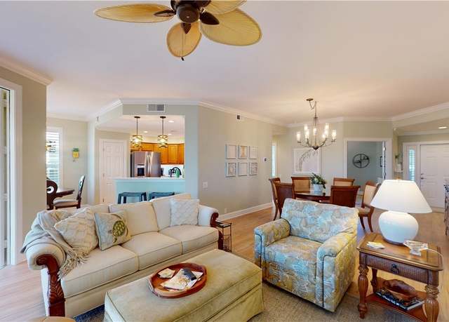 Property at 9110 Bayberry Bnd #104, Fort Myers, FL 33908, 3 beds, 2 baths
