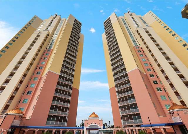 Property at 2745 1st St #113, Fort Myers, FL 33916, 1 bed, 1.5 baths
