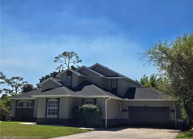 Property at 1660 Winston Rd, North Fort Myers, FL 33917, 3 beds, 3.5 baths