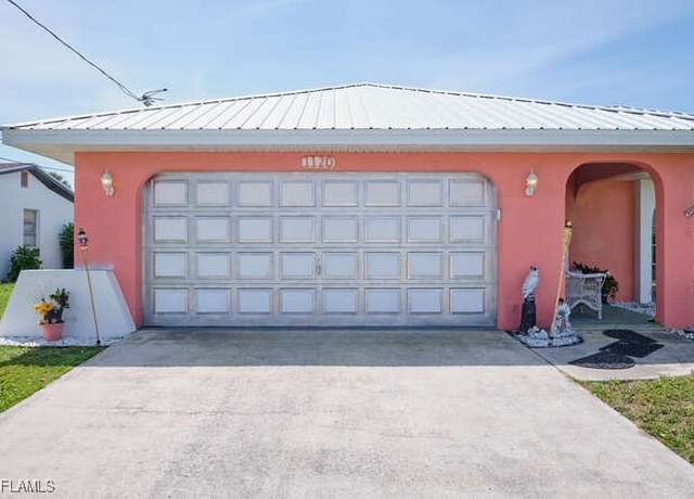 Property at 1120 SE 30th St, Cape Coral, FL 33904, 3 beds, 2 baths
