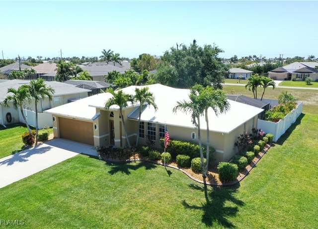 Property at 3904 SW 20th Ave, Cape Coral, FL 33914, 3 beds, 2 baths
