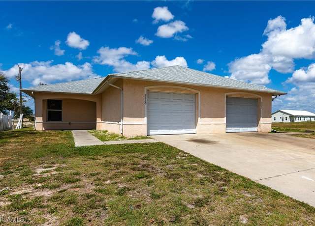 Property at 2130 NE 8th Pl, Cape Coral, FL 33909, 4 beds, 4 baths