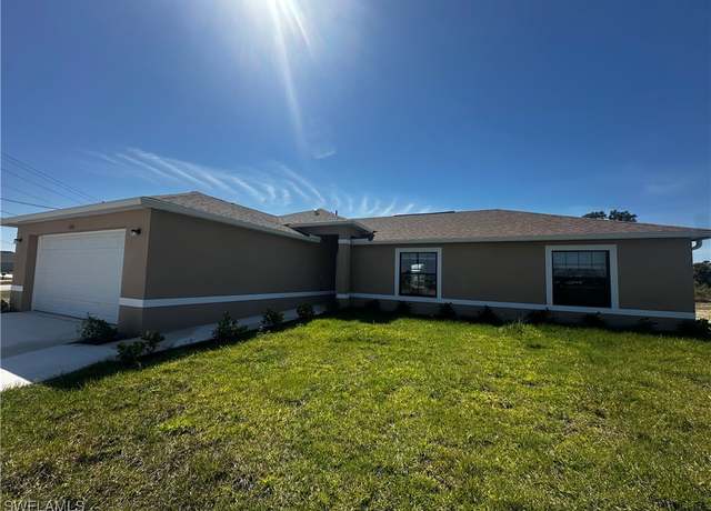 Property at 1300 S Gator Cir, Cape Coral, FL 33909, 3 beds, 2 baths