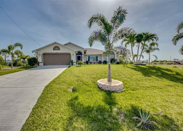 Property at 4321 NE 9th Ct, Cape Coral, FL 33909, 3 beds, 2 baths
