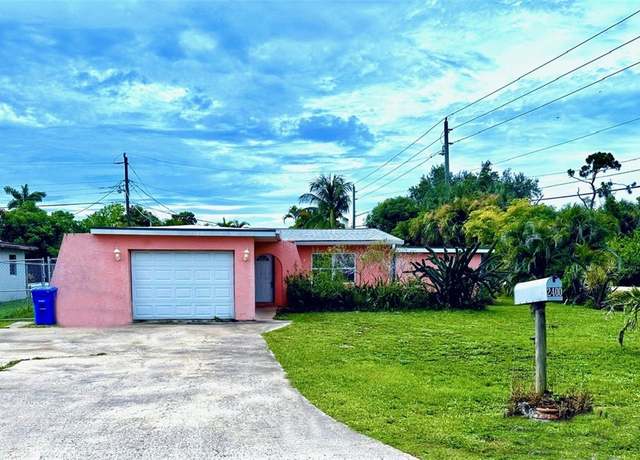 Property at 2400 Hunter Ter, Fort Myers, FL 33901, 2 beds, 2.5 baths