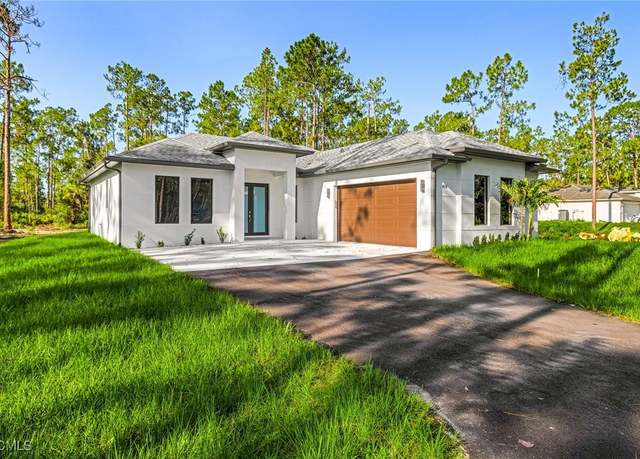 Property at 2739 10th Ave SE, Naples, FL 34117, 3 beds, 2 baths