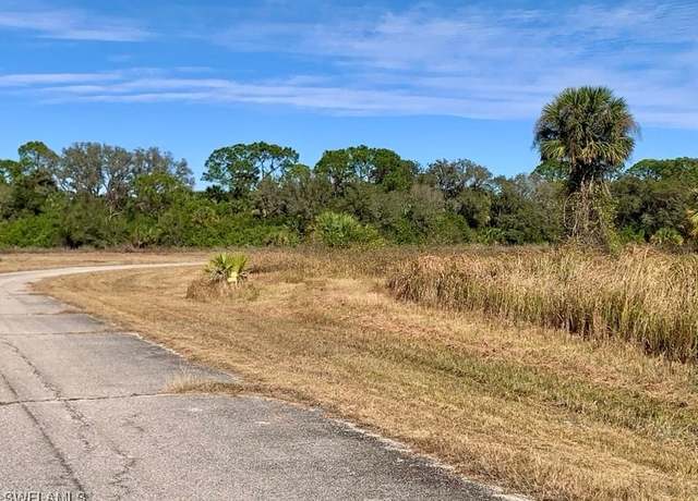 Property at 723 Shark Ln, Labelle, FL 33935