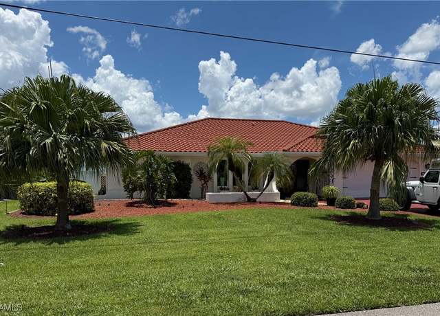 Property at 804 SW Santa Barbara Pl, Cape Coral, FL 33991, 3 beds, 2 baths