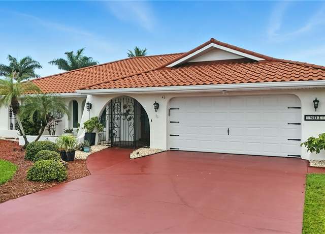 Property at 804 SW Santa Barbara Pl, Cape Coral, FL 33991, 3 beds, 2 baths
