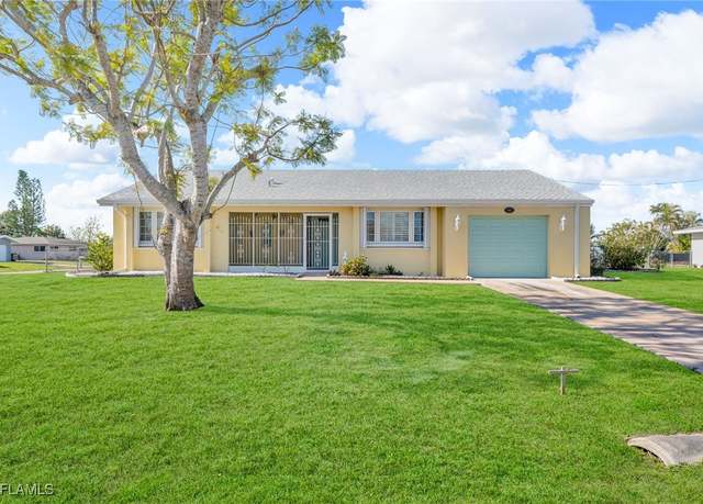 Property at 4118 SE 10th Ct, Cape Coral, FL 33904, 2 beds, 2 baths