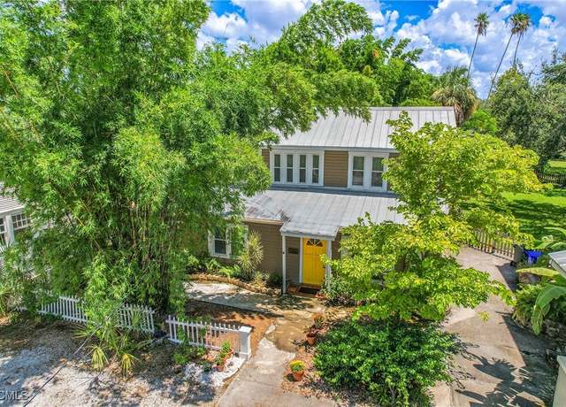 Property at 1637 Woodford Ave, Fort Myers, FL 33901, 4 beds, 3 baths