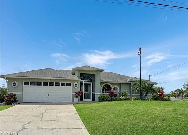 Property at 522 SE 4th St, Cape Coral, FL 33990, 3 beds, 2 baths