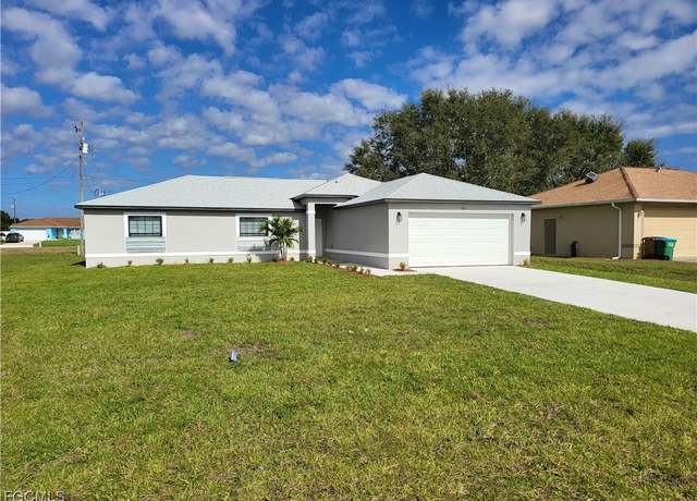 Property at 1221 NE 10th Ln, Cape Coral, FL 33909, 3 beds, 2 baths