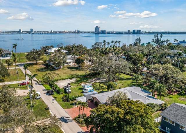 Property at 74 Aqua Ln, North Fort Myers, FL 33903, 3 beds, 2 baths
