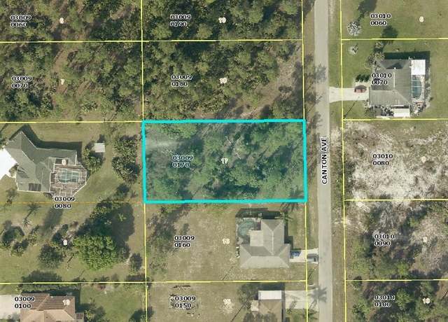Property at 809 Canton Ave, Lehigh Acres, FL 33972