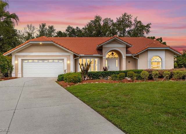 Property at 11461 Bent Pine Dr, Fort Myers, FL 33913, 4 beds, 2 baths
