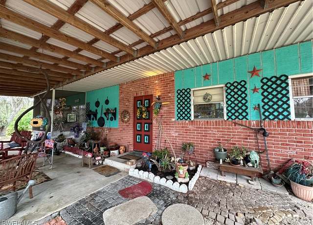 Property at 1239 Ted Beck Rd, Moore Haven, FL 33471, 2 beds, 2 baths