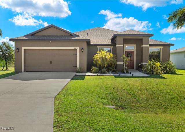 Property at 1233 SW 18th Ct, Cape Coral, FL 33991, 5 beds, 3 baths