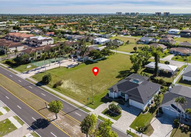 Property at 1910 Cape Coral Pkwy W, Cape Coral, FL 33914