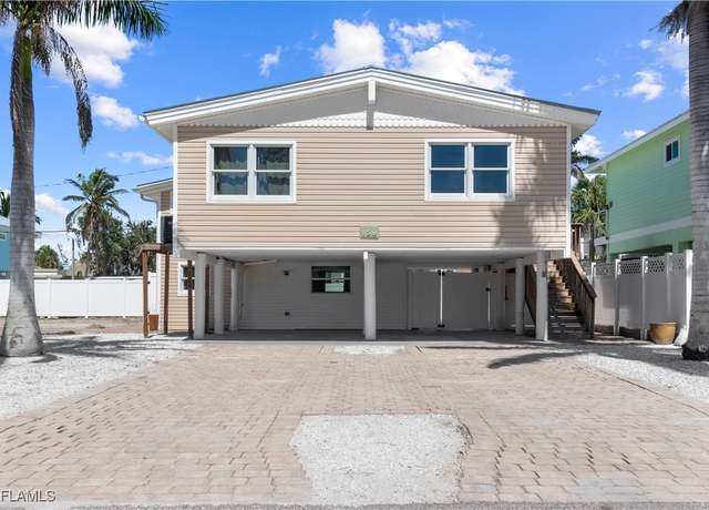 Property at 150 Pearl St, Fort Myers Beach, FL 33931, 3 beds, 3 baths