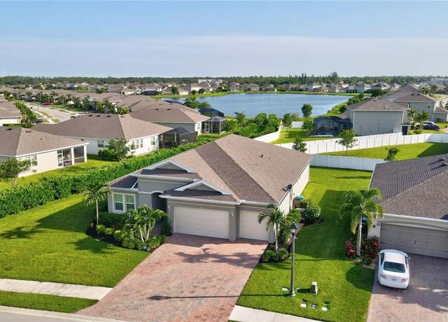 Property at 3380 Acapulco Cir, Cape Coral, FL 33909, 3 beds, 3.5 baths