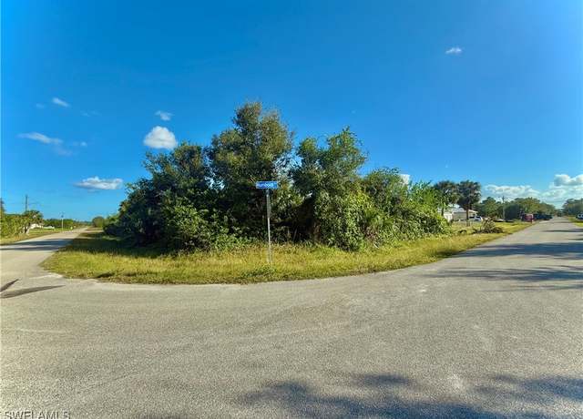 Property at 6156 Humboldt Ave, Fort Myers, FL 33905
