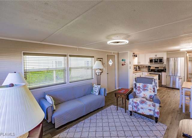 Property at 9806 Sugarberry Way, Fort Myers, FL 33905, 2 beds, 1 bath