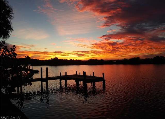 Property at 215 Granada Blvd, Fort Myers, FL 33905, 2 beds, 2 baths