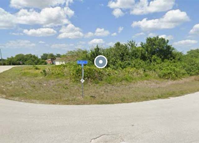 Property at 307 Patio St, Lehigh Acres, FL 33974