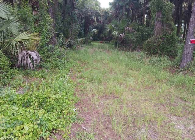 Property at 1975 Everglades Blvd S, Naples, FL 34117