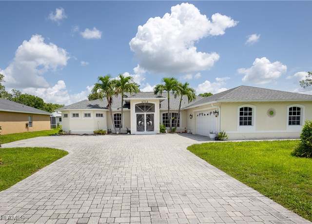 Property at 2712 5th St W, Lehigh Acres, FL 33971, 3 beds, 3 baths