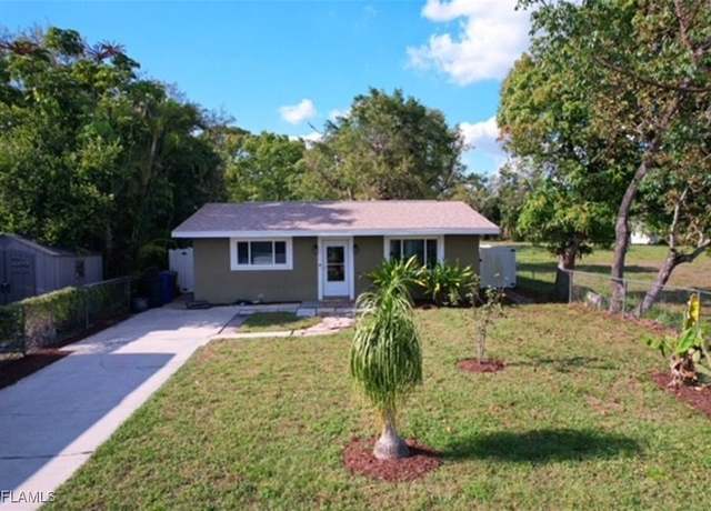 Property at 2525 4th St, Fort Myers, FL 33901, 2 beds, 1 bath
